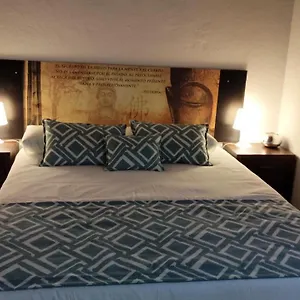 https://mi-habitacin-de-invitados.in-canary-islands.com