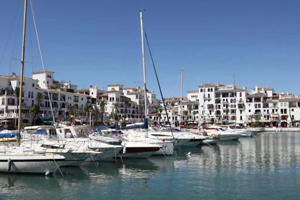 Apartamento Entero Con Solarium En Sabinillas, Con Piscina Y Al Lado Del Puerto De La Duquesa Manilva Apartment