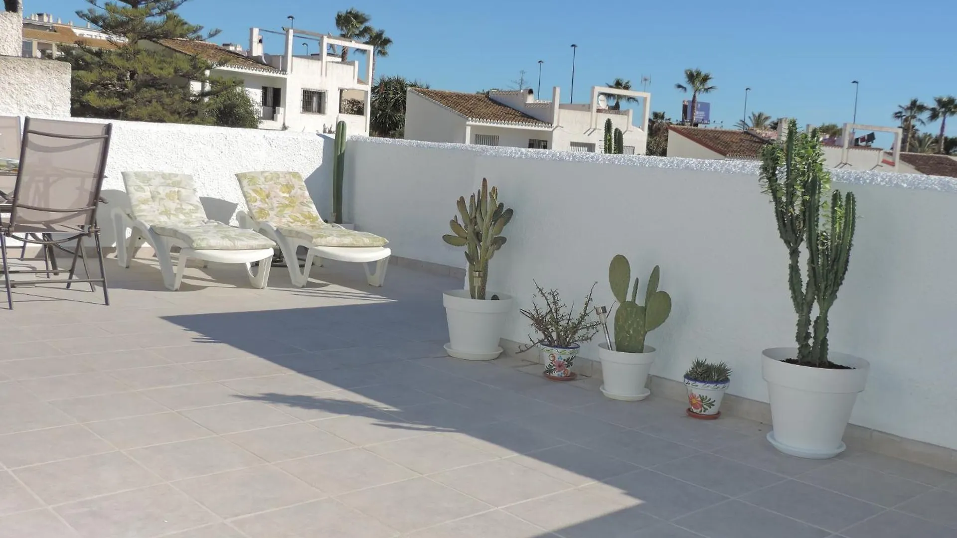 Apartamento Entero Con Solarium En Sabinillas, Con Piscina Y Al Lado Del Puerto De La Duquesa Manilva Apartment